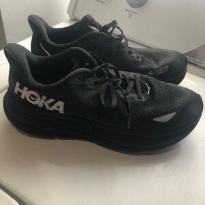 Hoka tennis shoes size 10.5 good condition
